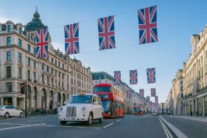 Wielka Brytania uruchomiłą Smart Data Group, aby wprowadzić ulepszenia wzorowane na otwartej bankowości do innych sektorów